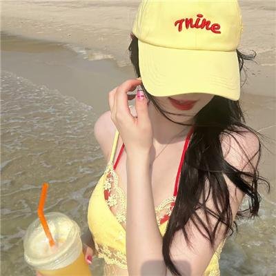 红色夏天 封面